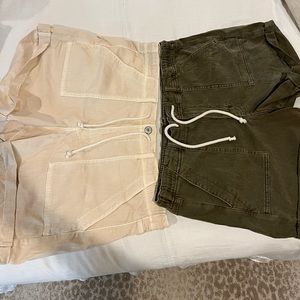 American Eagle cargo Outdoor Shorts Size 18